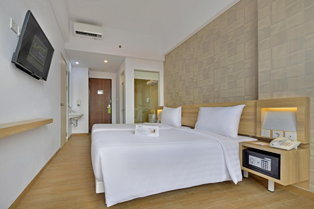 Whiz Prime Hotel Basuki Rahmat Маланг Екстер'єр фото